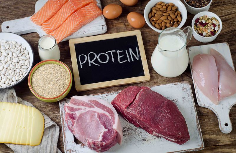 Thực phẩm giàu Protein là đáp án cho câu hỏi nên ăn gì trước khi đá bóng?