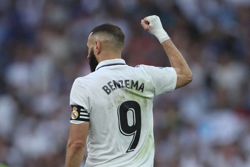 Số áo Benzema đã mang khi thi đấu cho câu lạc bộ Real Madrid là số 9