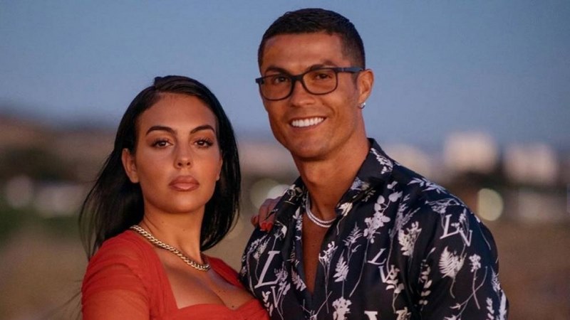 Chuyện tình của Ronaldo và Georgina được ví như cổ tích giữa đời thực